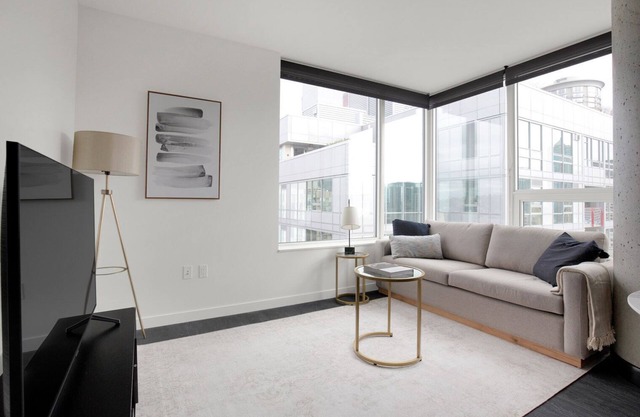 Upscale Belltown 1BR w/Gym & Pet Area, walk to Metro, by Blueground