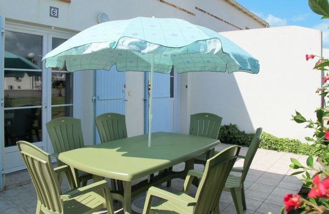 Vacation home Islatte Nature et Mer (SVJ100) in Saint Vincent-sur-Jard - 6 persons, 3 bedrooms