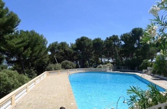 Le Mont Des Oiseaux Hyères 