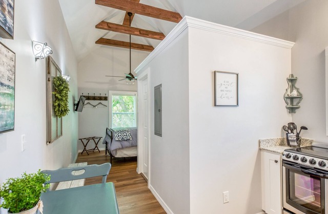 Victorian Carriage House w/ Modern Updates in the Heart of Historic District