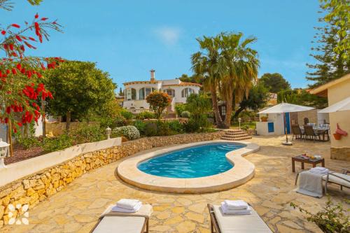Abahana Villas Baladrar Way 