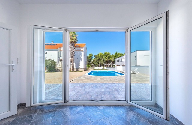 Villa Christina for up to 28 people - with pool, max. capacity 30 people