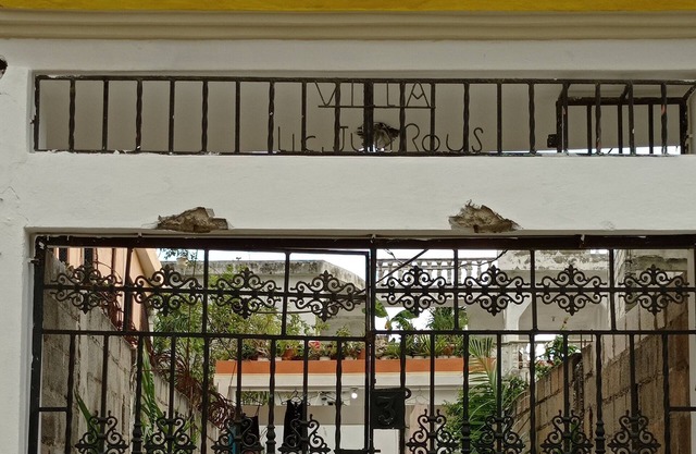 Villa Julirous Aparthotel Camp Vacationers 