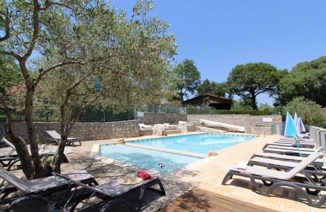 Villa Saint-Alban-Auriolles, 2 bedrooms, 4 persons