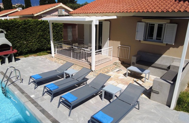 Svoronata Avithos Beach 