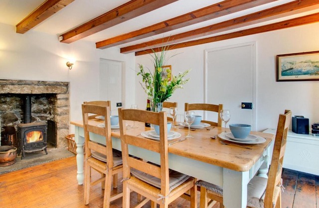 Vintage Holiday Home in Blisland Cornwall with a garden