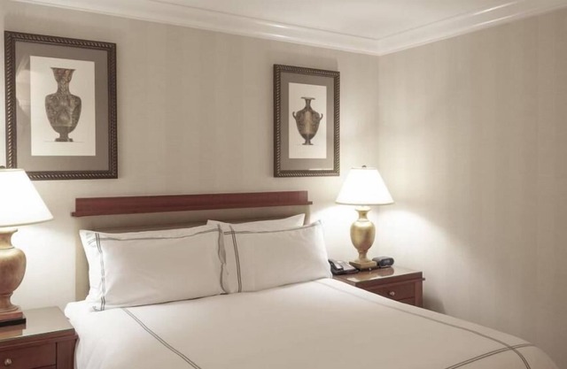 Manhattan Residence Persons 