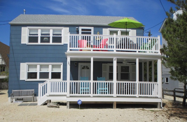 Beach Bay Shopping Restaurants At Of St 