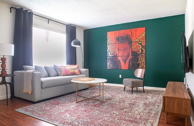 WanderJaunt | Richards | 2BR | Central Austin