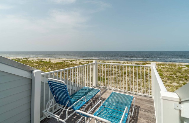 Watch the Sunset, Unobstructed Panoramic Beach view villa on Resort, C1224B