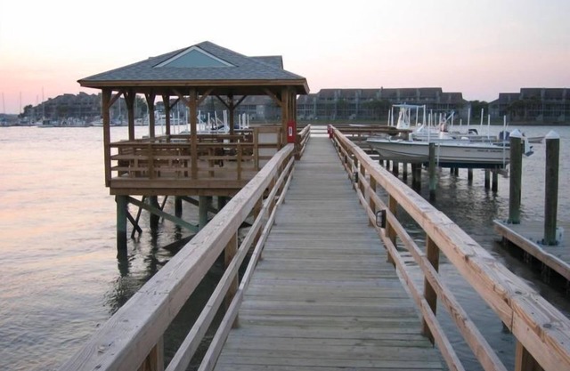 Water Edge 