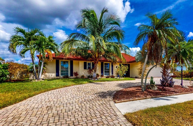 Island Manor 