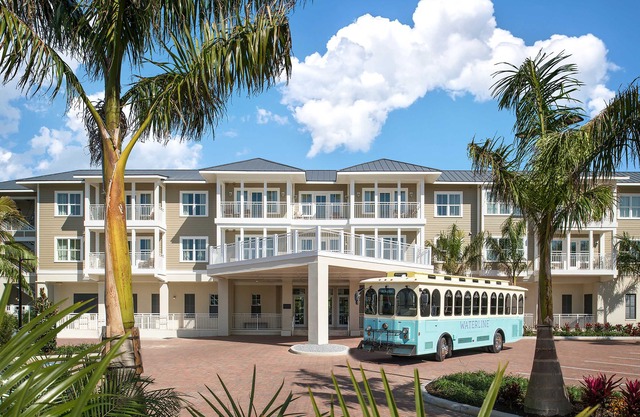 Waterline Marina Resort & Beach Club, Autograph Collection