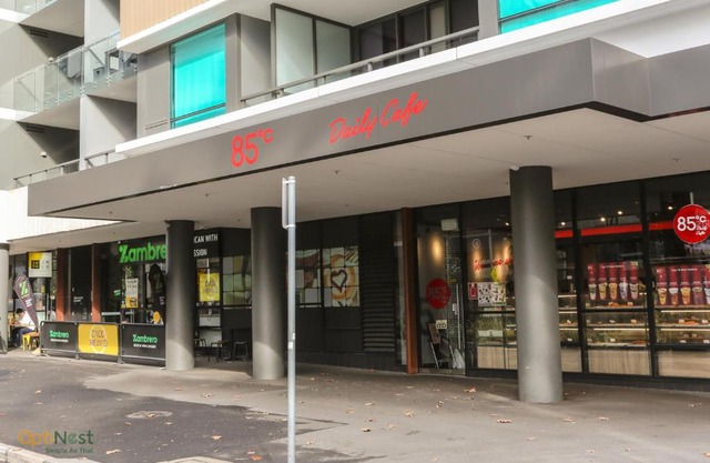 Waterloo Gorgeous 3 bed split-level apartment (覆式三房貴族公寓+車位近市中心)