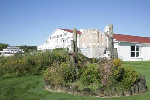Weathervane Inn 