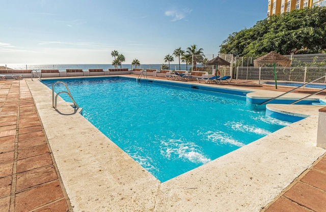 Welcome to this beautiful, family-friendly vacation home with panoramic views and shared pool.