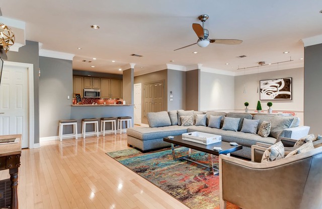 West Campus Condos | Gorgeous 3 Bedrooms near Downtown Austin!