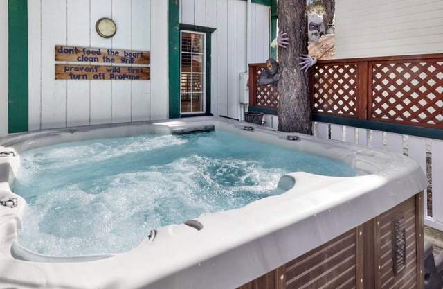Whiskey Mountain Lodge 