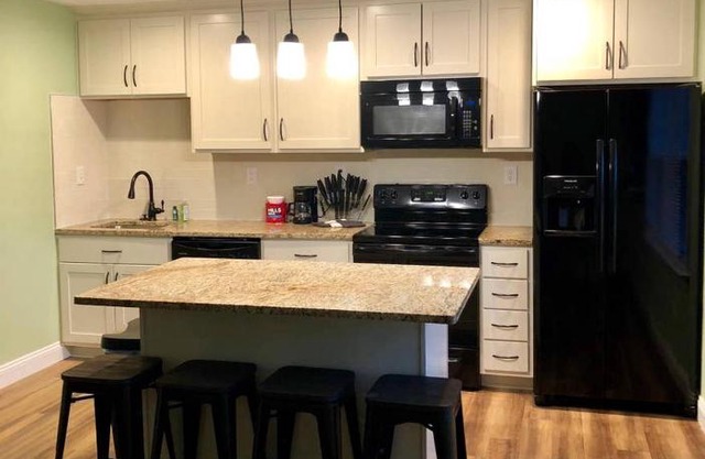 Willoughby Escape - Suite 1