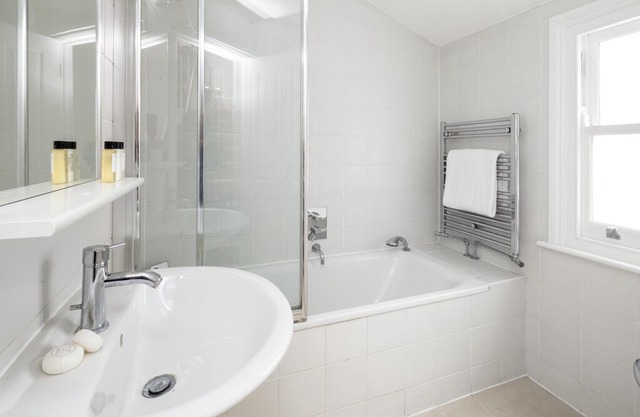 Winchendon Road by onefinestay