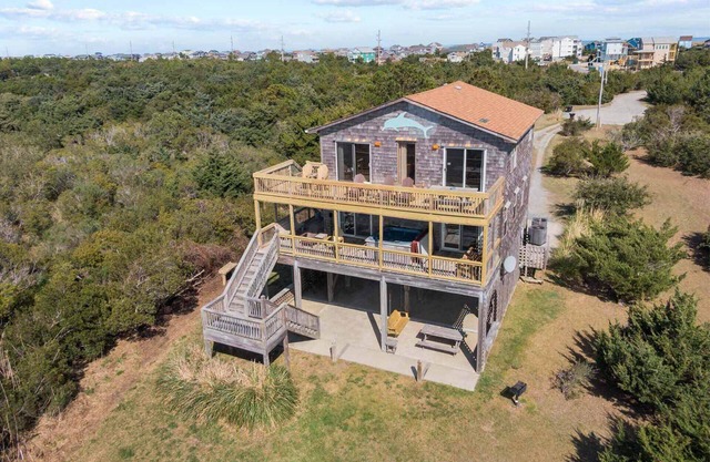 Windsport & Fishing Soundfront Haven- Hot Tub, Cmty Beach Boardwalk, DogFriendly