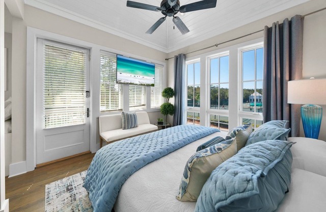 Winston At Rosemary Carriage 