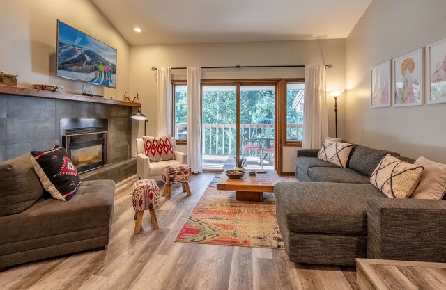 ❄ WInterwood 3 | Perfect Ski Vacation Location | Private In-House Sauna | Close to Mountain