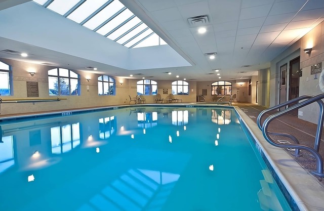 Wonderful Vacation Stay! 1 Cozy Unit and Pool.