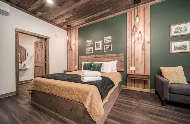 Boutique Hotel The Heart Of Downtown Prescott 