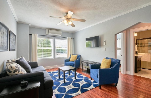 Yamhill Flats: Suite #5