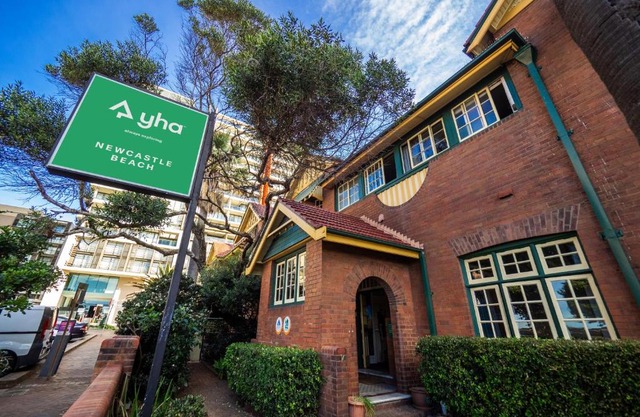 Newcastle Beach Yha 