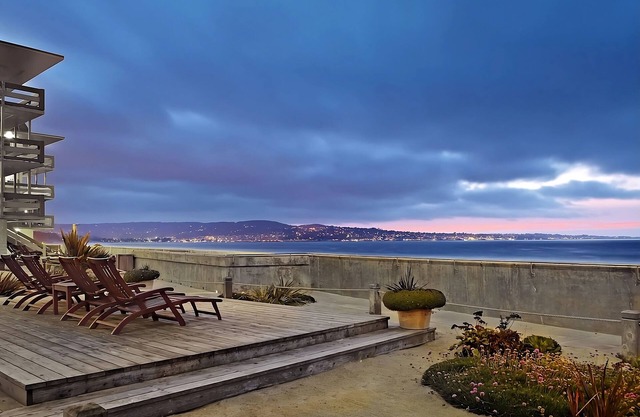 Your Monterey Getaway! 3 Roomy Units, Ocean View, Pet-friendly, Swimming Pool!