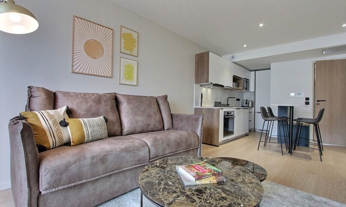Grenelle Apartment | 1-bedroom apartment with balcony and air conditioning near the Eiffel Tower