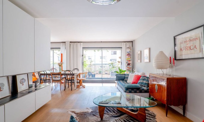 Grenelle Apartment | 100 m² Apartment ∙ 2 bedrooms ∙ 4 guests