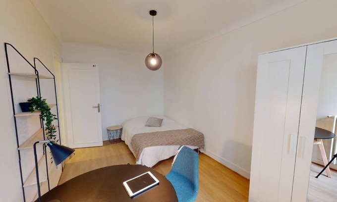 Batignolles Resort | 106 m² Private room ∙ 1 bedroom ∙ 1 guest