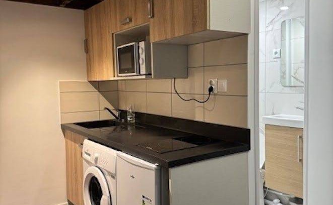 17th Arrondissement Apartment | 11 m² Apartment ∙ 2 guests
