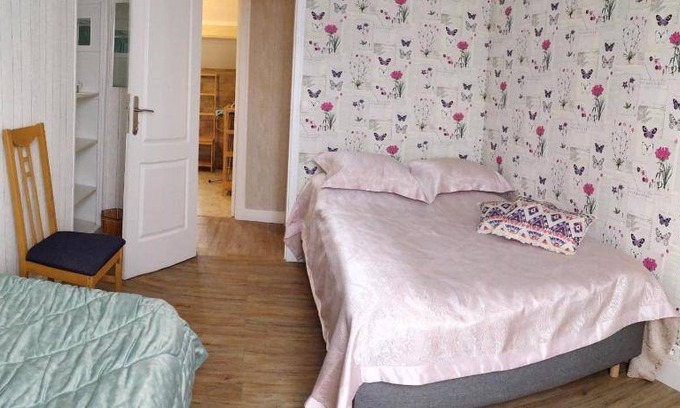 Clamart Bed & Breakfast | 11 m² Bed and breakfast ∙ 3 guests