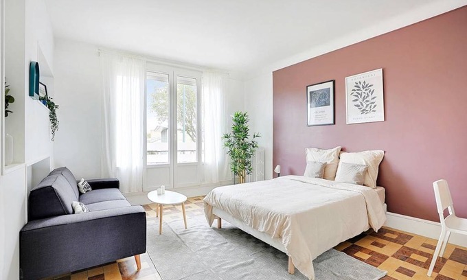 Clamart Resort | 116 m² Private room ∙ 1 bedroom ∙ 5 guests