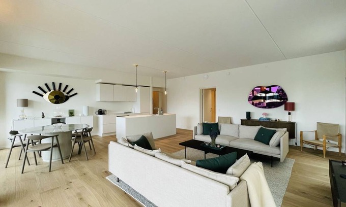 Christianshavn Apartment | 133 m² Apartment ∙ 2 bedrooms ∙ 4 guests