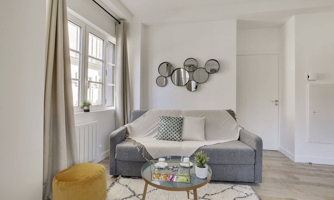 Quartier de la Salpetriere Apartment | 151 Suite Jean Yves - Superb Studio in Paris