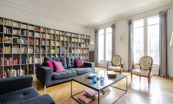 Batignolles Apartment | 165 m² Apartment ∙ 3 bedrooms ∙ 6 guests