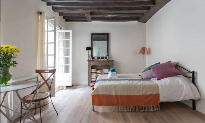Saint-Merri Apartment | 18 m² Apartment ∙ 2 guests