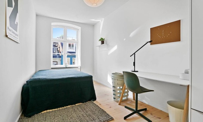 Copenhagen City Centre Resort | 185 m² Private room ∙ 1 bedroom ∙ 1 guest