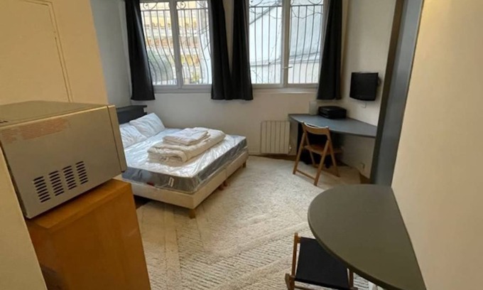 Ternes Apartment | 19 m² Apartment ∙ 1 guest