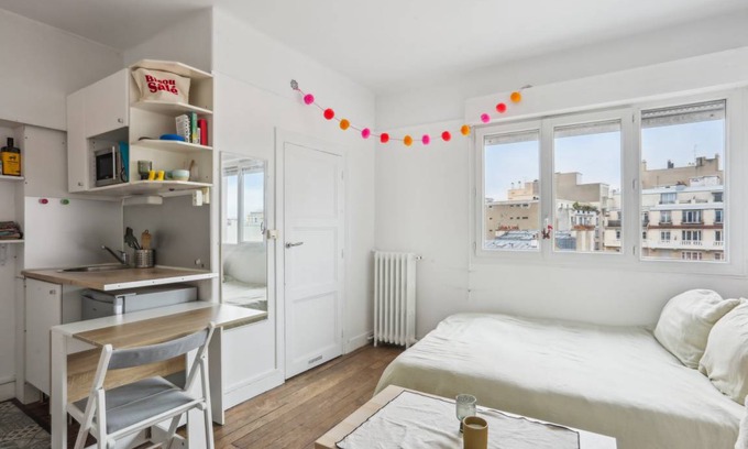 14th Arrondissement Apartment | 19 m² Studio flat ∙ 2 guests