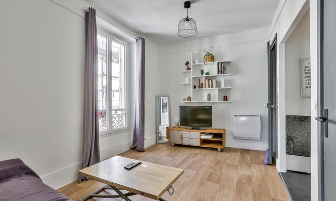 Montmartre Apartment | 2 room flat in the heart of Montmartre