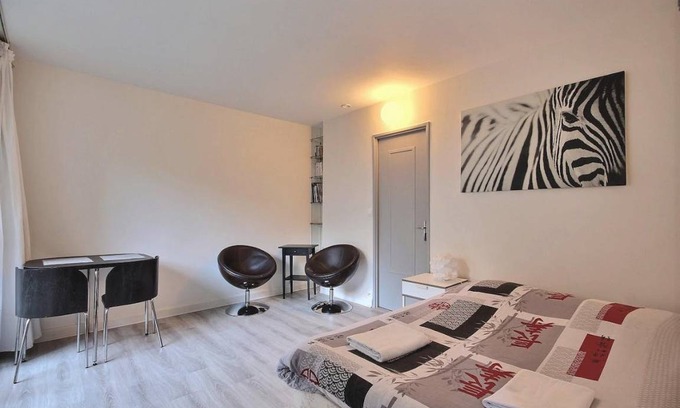 Porte-Dauphine Apartment | 20 m² Apartment ∙ 2 guests