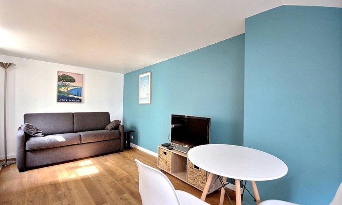 Ternes Apartment | 22 m² Apartment ∙ 1 guest