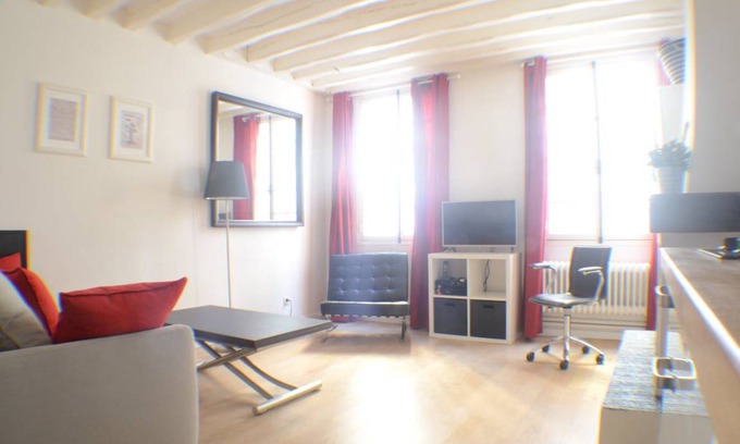 Quartier de l'Ecole-Militaire Apartment | 23 m² Apartment ∙ 2 guests