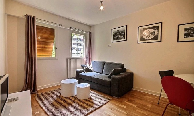 Quartier de l'Ecole-Militaire Apartment | 23 m² Apartment ∙ 2 guests